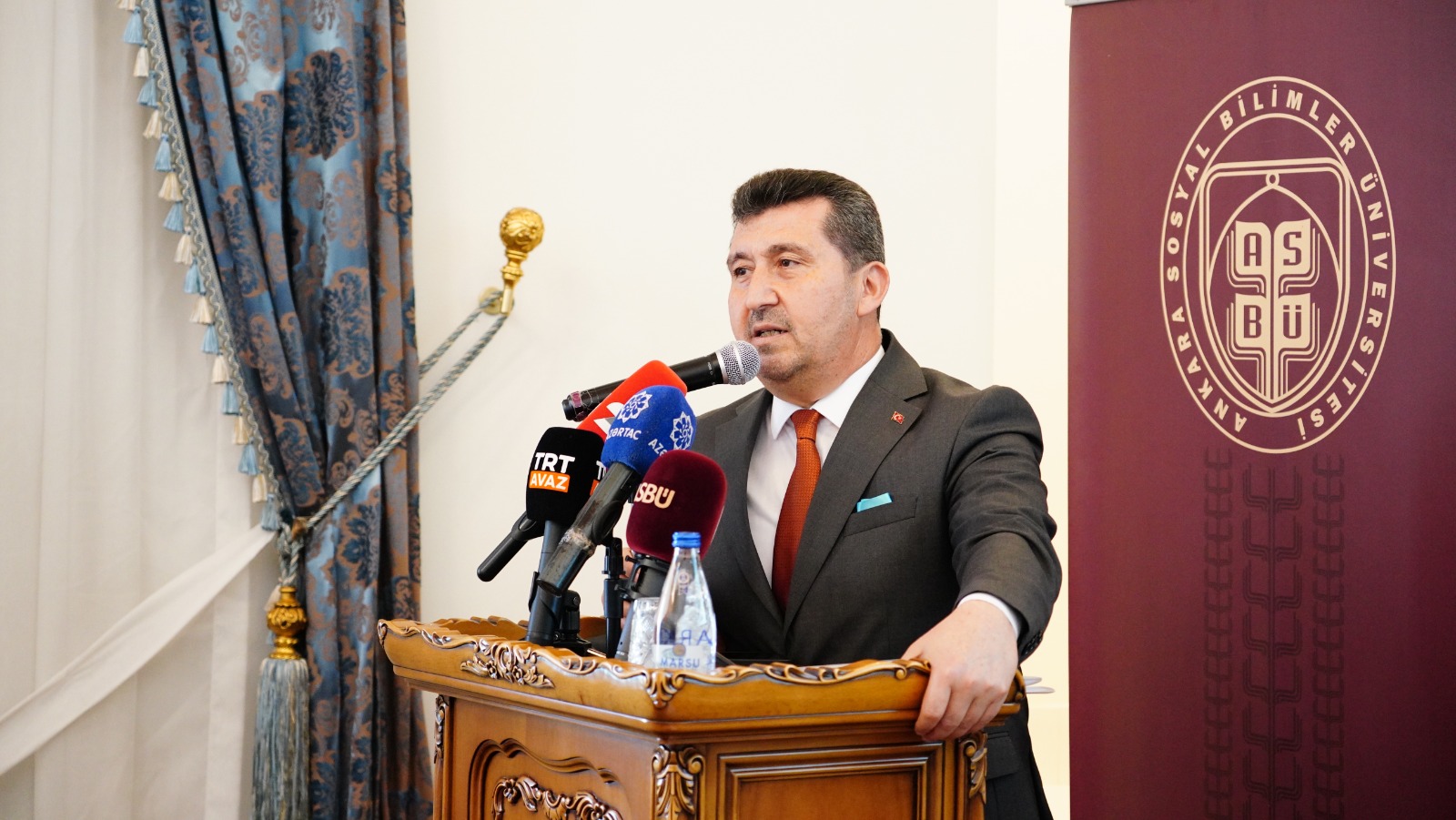 Bakü 